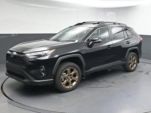 2024 Toyota RAV4 Hybrid SE