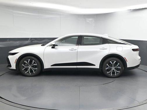 2024 Toyota Crown XLE