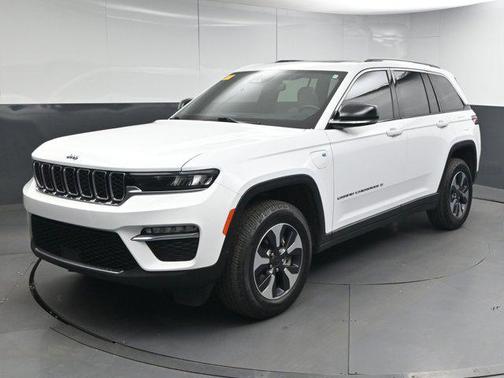 2022 Jeep Grand Cherokee 4xe Base