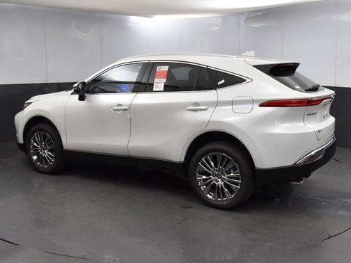 2024 Toyota Venza XLE