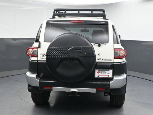 2014 Toyota FJ Cruiser Base