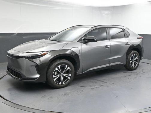 2024 Toyota bZ4X XLE