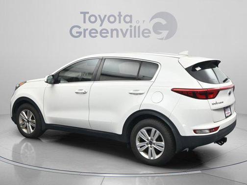 Clear White 2019 Kia Sportage LX