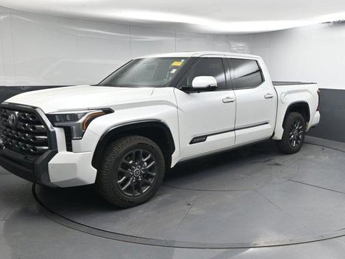 2022 Toyota Tundra Platinum