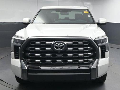 2022 Toyota Tundra Platinum