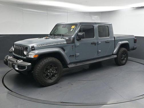 2025 Jeep Gladiator High Tide