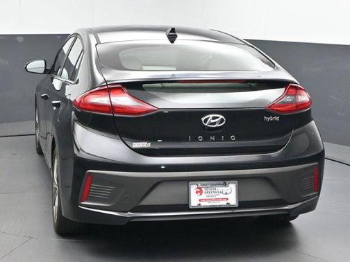 2017 Hyundai IONIQ Hybrid Limited