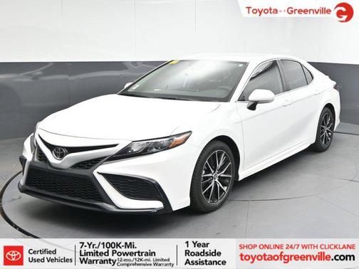 2022 Toyota Camry SE