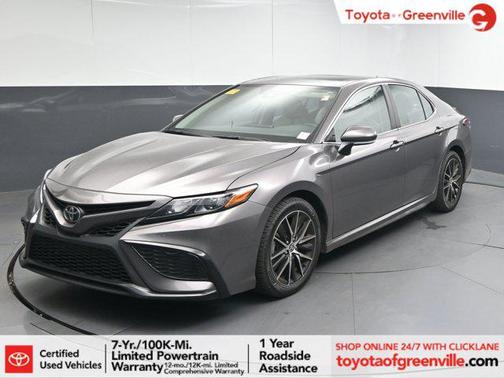 2024 Toyota Camry SE