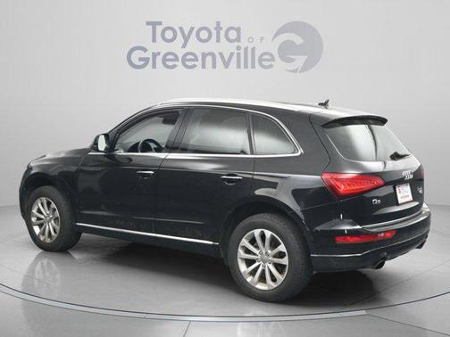 Mythos Black Metallic 2015 Audi Q5 2.0T Premium