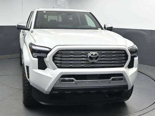 2025 Toyota Tacoma Hybrid Limited