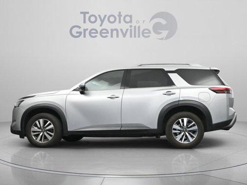 2025 Nissan Pathfinder SL FWD