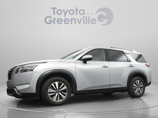 2025 Nissan Pathfinder SL FWD