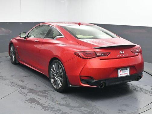 2017 INFINITI Q60 3.0t Red Sport 400