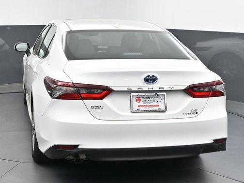 2024 Toyota Camry Hybrid LE