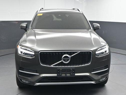 2018 Volvo XC90 T6 Momentum