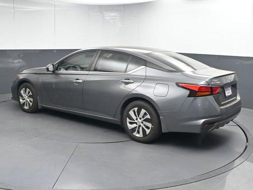 2022 Nissan Altima S FWD
