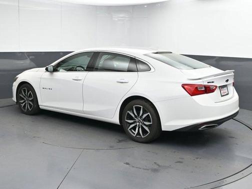 2023 Chevrolet Malibu FWD RS
