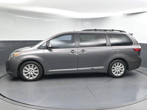 2016 Toyota Sienna Limited