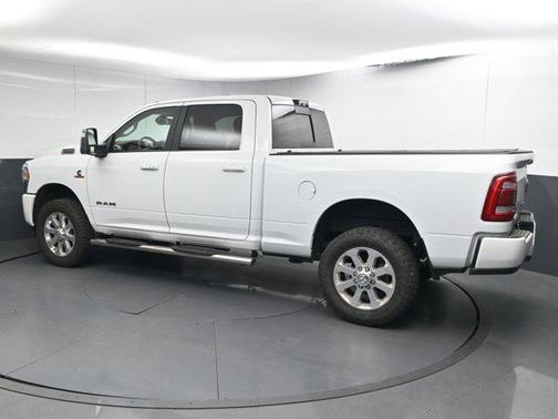 2023 RAM 2500 Laramie Crew Cab 4x4 6'4' Box
