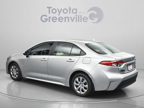 Classic Silver Metallic 2025 Toyota Corolla LE