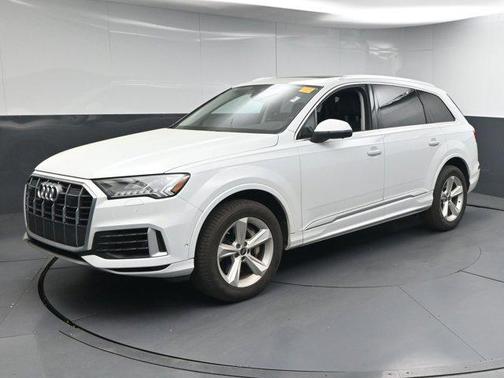 2023 Audi Q7 55 Premium