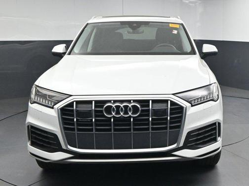 2023 Audi Q7 55 Premium