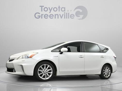 Blizzard Pearl 2013 Toyota Prius v Five