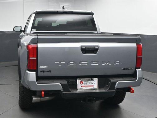 2026 Toyota Tacoma Hybrid TRD Off Road