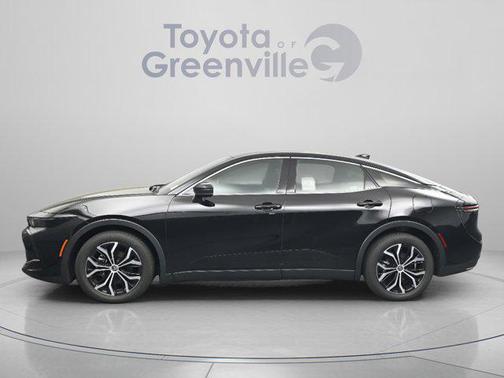 Black 2025 Toyota Crown XLE