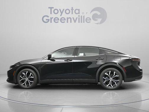 Black 2025 Toyota Crown XLE