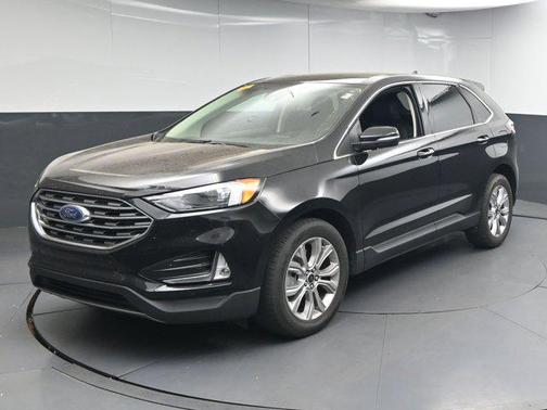 Agate Black Metallic 2024 Ford Edge Titanium