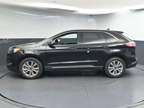 Agate Black Metallic 2024 Ford Edge Titanium