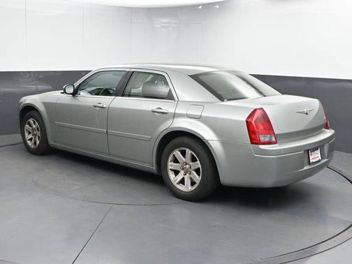 2006 Chrysler 300 Base