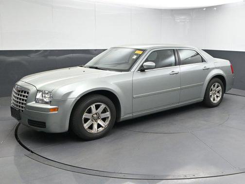 2006 Chrysler 300 Base