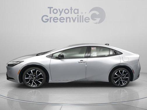 Black and Red SofTex [softex] 2025 Toyota Prius Plug-In Hybrid XSE