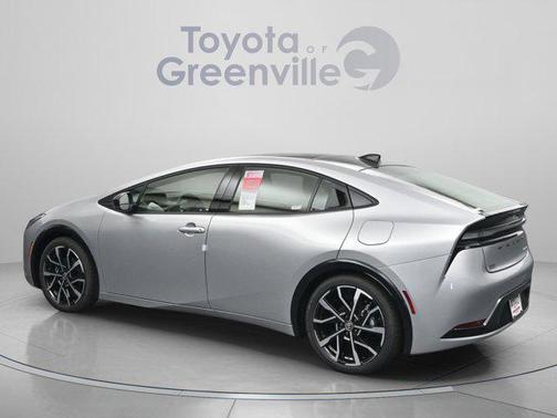 Black and Red SofTex [softex] 2025 Toyota Prius Plug-In Hybrid XSE