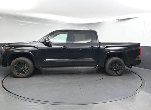 2024 Toyota Tundra Hybrid Platinum