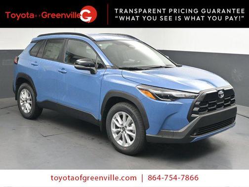 2026 Toyota Corolla Cross LE