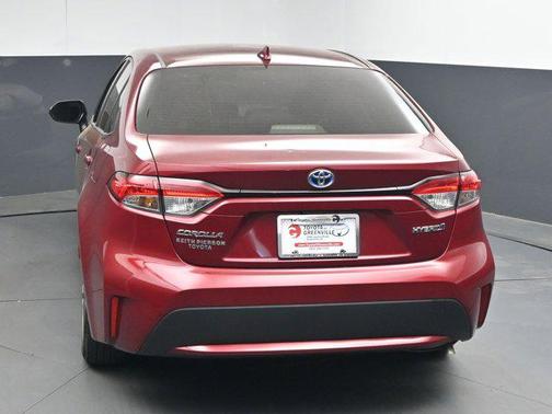 Ruby Flare Pearl 2022 Toyota Corolla Hybrid LE