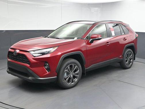 2025 Toyota RAV4 Hybrid XLE Premium