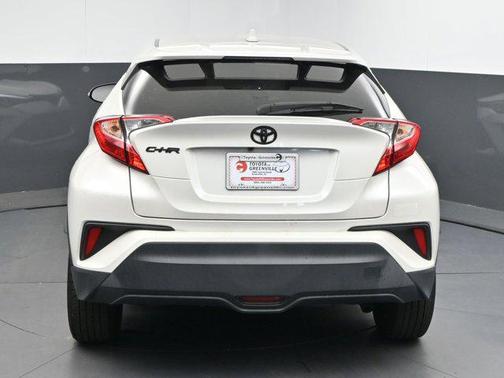 Blizzard Pearl 2020 Toyota C-HR LE