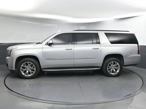 2017 GMC Yukon XL SLT