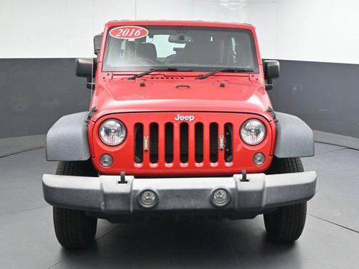 2016 Jeep Wrangler Unlimited Sport RHD