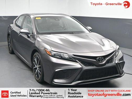 2022 Toyota Camry SE