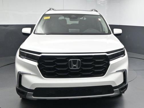 2023 Honda Pilot AWD Elite