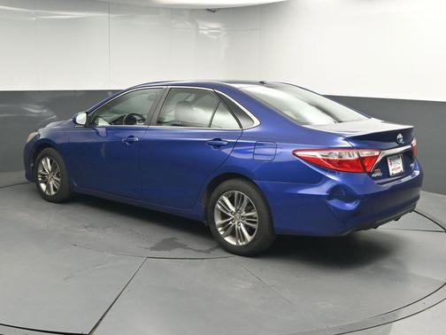 Blue Crush Metallic 2015 Toyota Camry SE