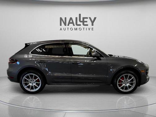 2016 Porsche Macan Macan Turbo