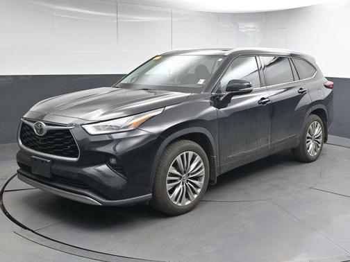 2021 Toyota Highlander Platinum