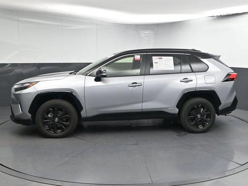 2024 Toyota RAV4 Hybrid SE